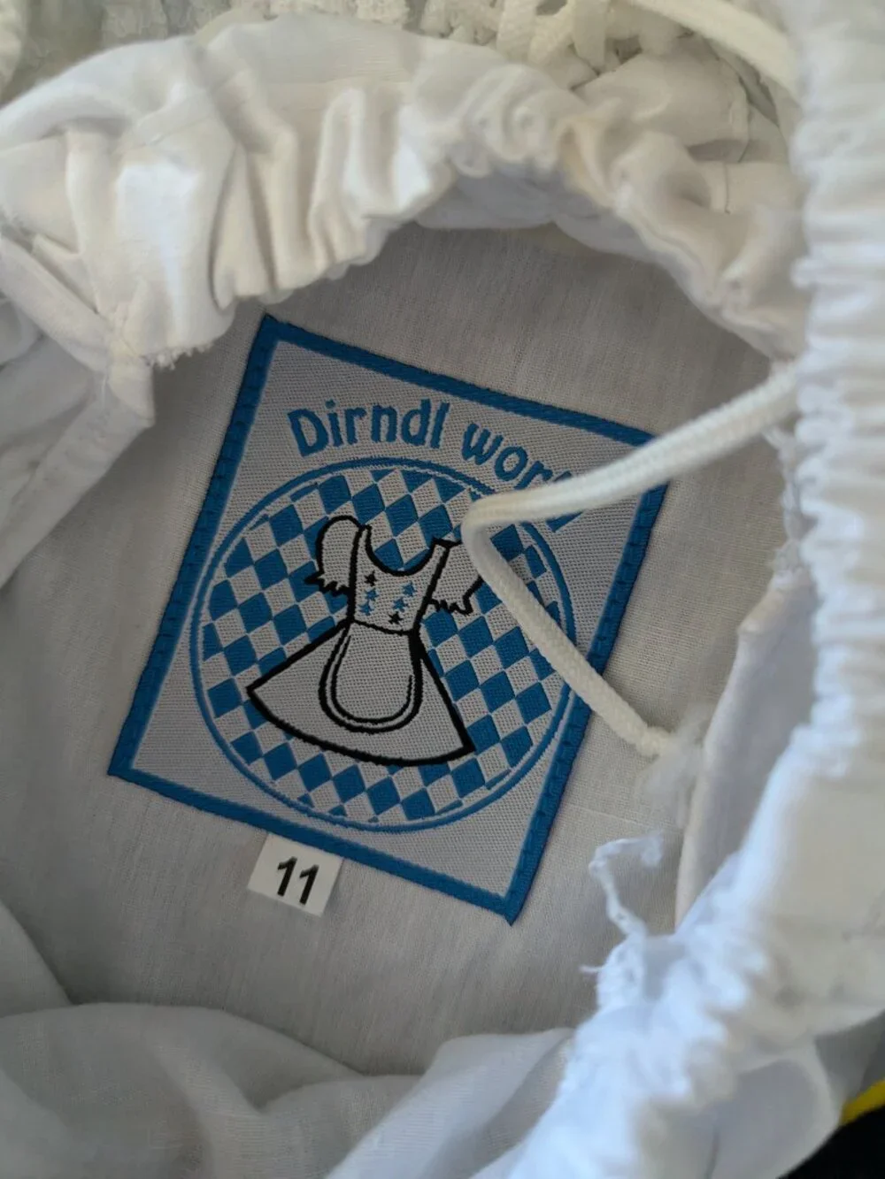 Dirndl World Girl's Bavarian German Dress Blouse Traditional Lace Embroidery 11